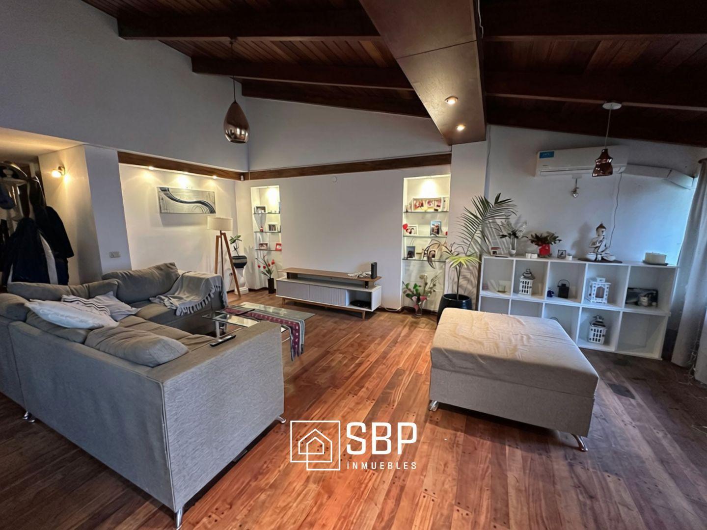 Foto de Vendo Casa en URCA | 3 Dorm | Escritorio | Pileta, imagen 5