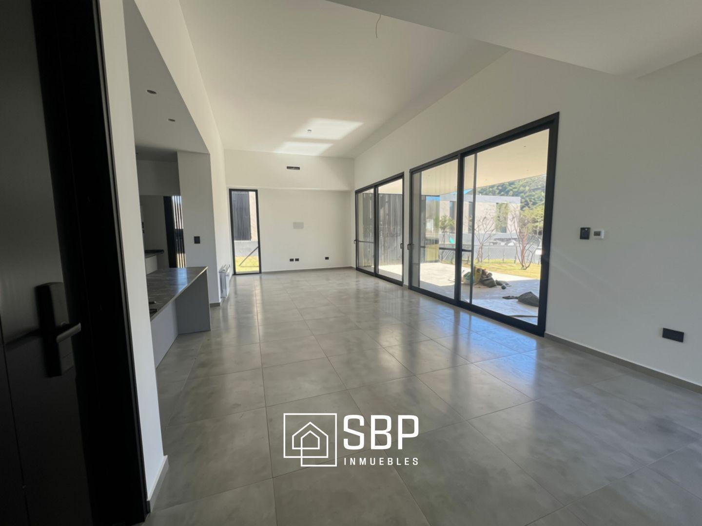 Foto de Vendo casa 3 dorm a estrenar | Colinas de La Deseada | Jardín con Pileta, imagen 5