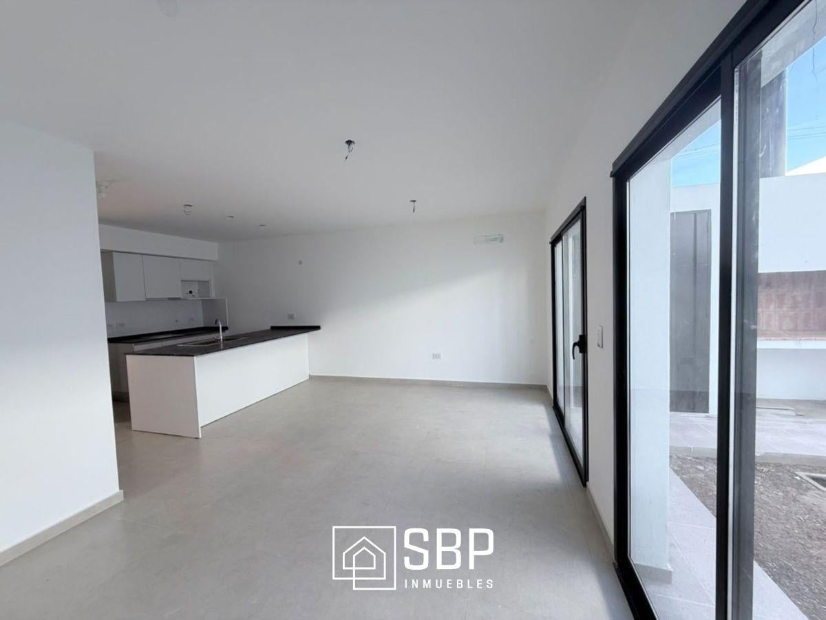 Foto de Alquilo Dúplex en Urca | a Estrenar | 2 Dorm con Jardín, imagen 5