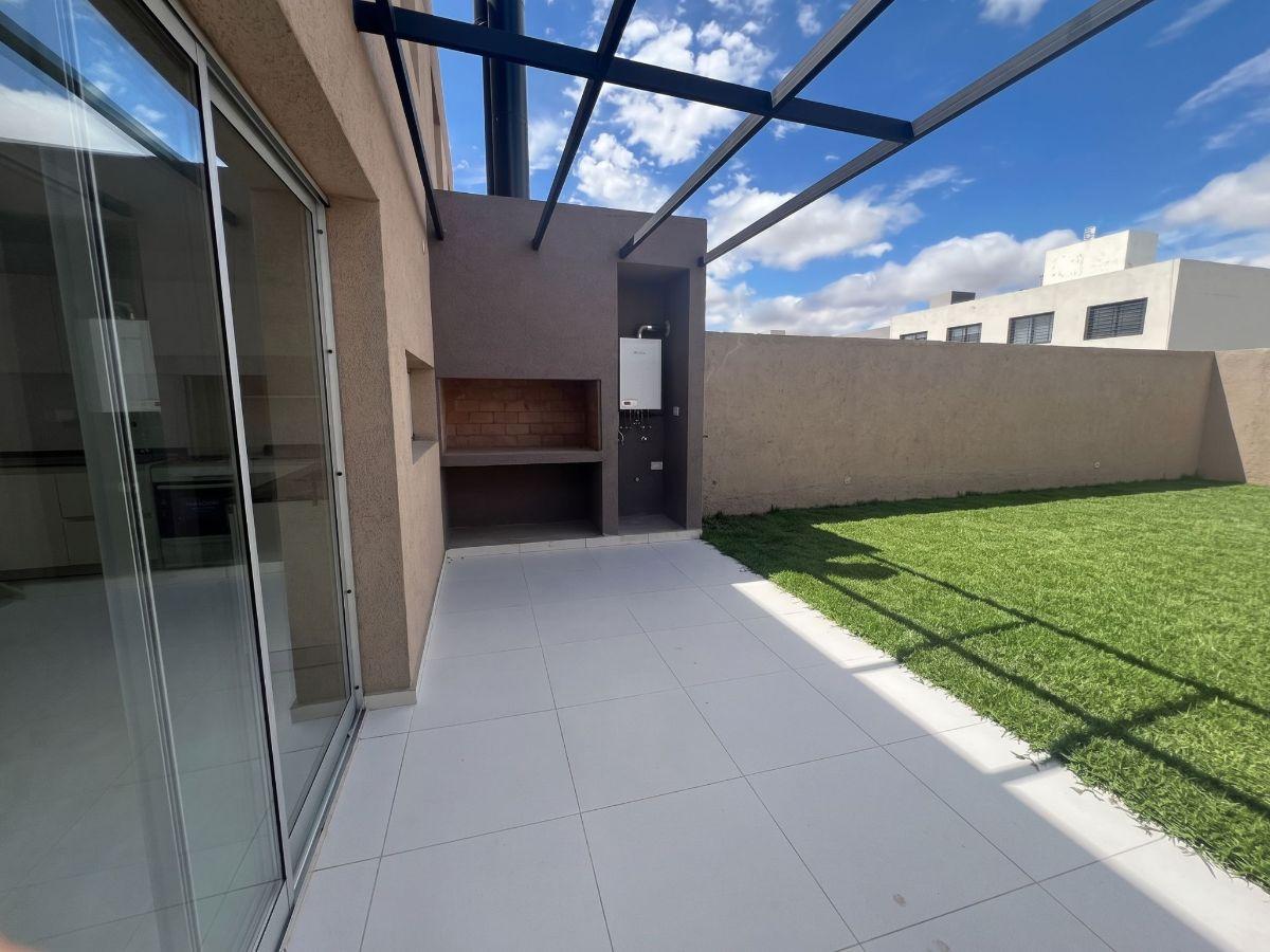 Foto de Vendo dúplex en Docta a estrenar 3 dorm con Patio y cochera doble, imagen 3