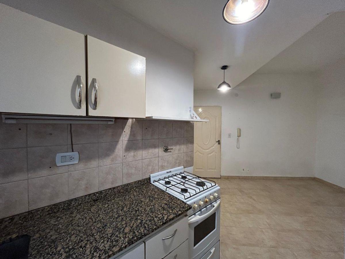 Foto de Departamento 2 ambientes en VENTA en el Centro de San Martin, imagen 4