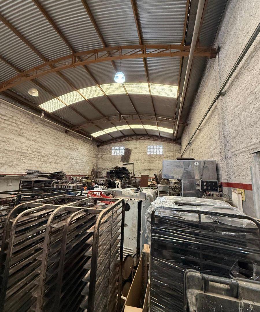 Foto de Galpon En Venta 645 M2 Cub. Zonificación Mi, Importantes Accesos, La, imagen 1