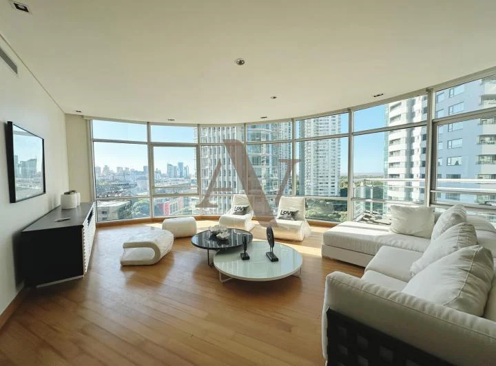Departamento en Mulieris, Puerto Madero 3