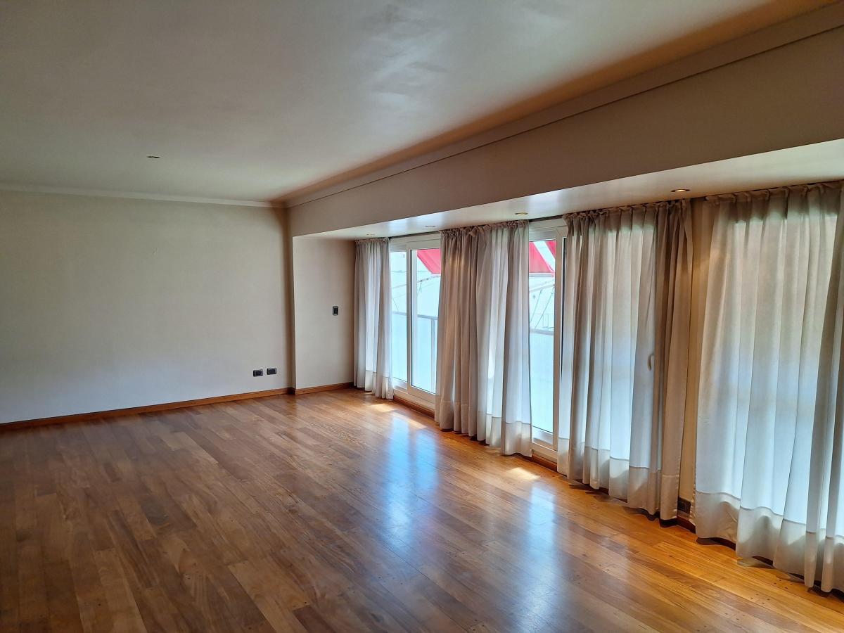Foto de Venta 4 amb Recoleta Dúplex R Peña y Posadas a nuevo coch, imagen 3
