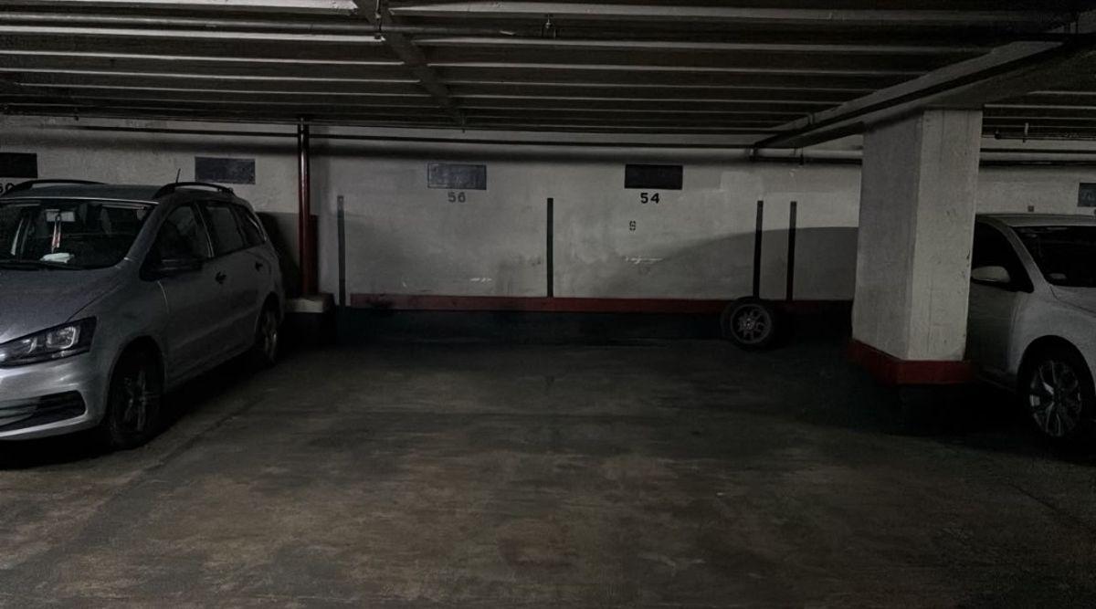 Foto de Venta cochera en Barrio norte MTdeAlvear y Talcahuano, grande, cómoda, imagen 3