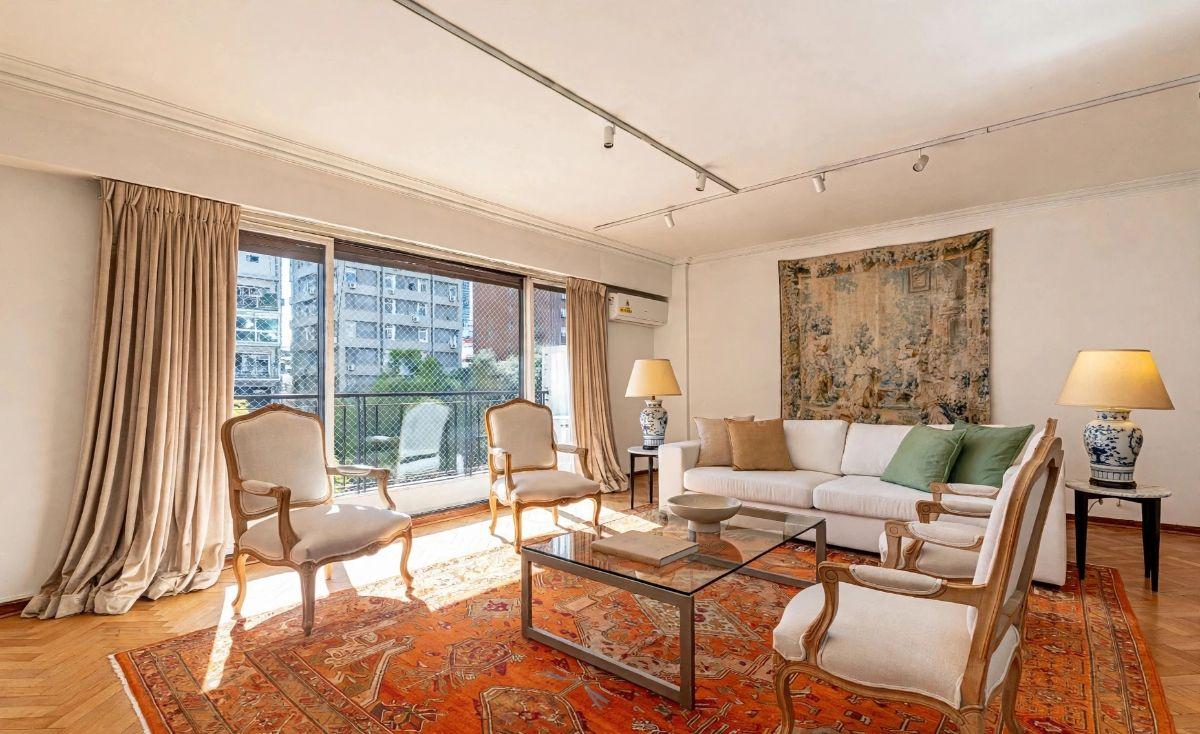 Foto de Venta exc departamento Avda Alvear 1500 Recoleta 5 ambientes 2 cocheras, imagen 1