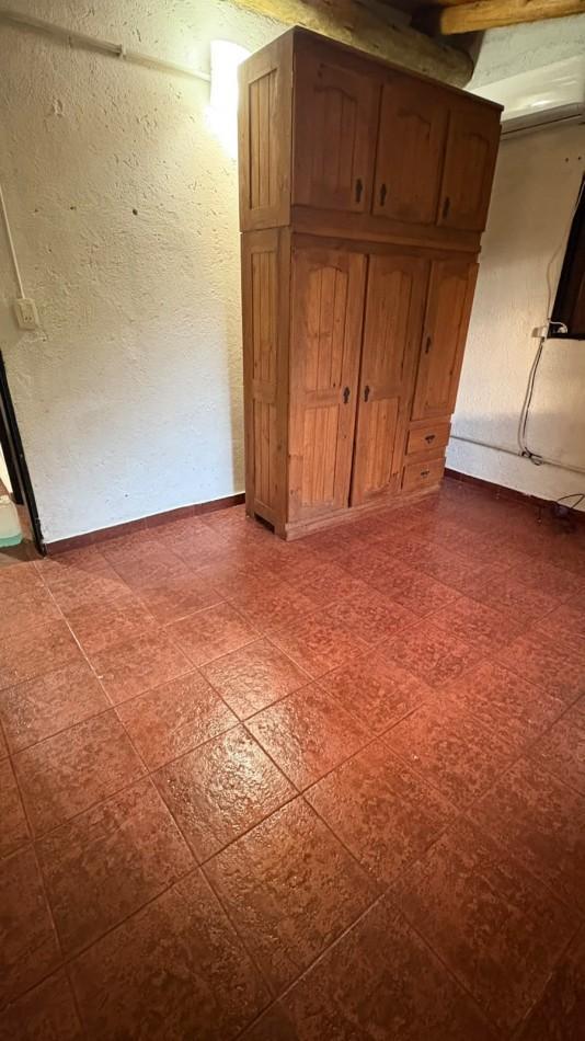 Foto de ALQUILER CASA HABITACION en Villa Allende Sobre calle Barcelona, imagen 2