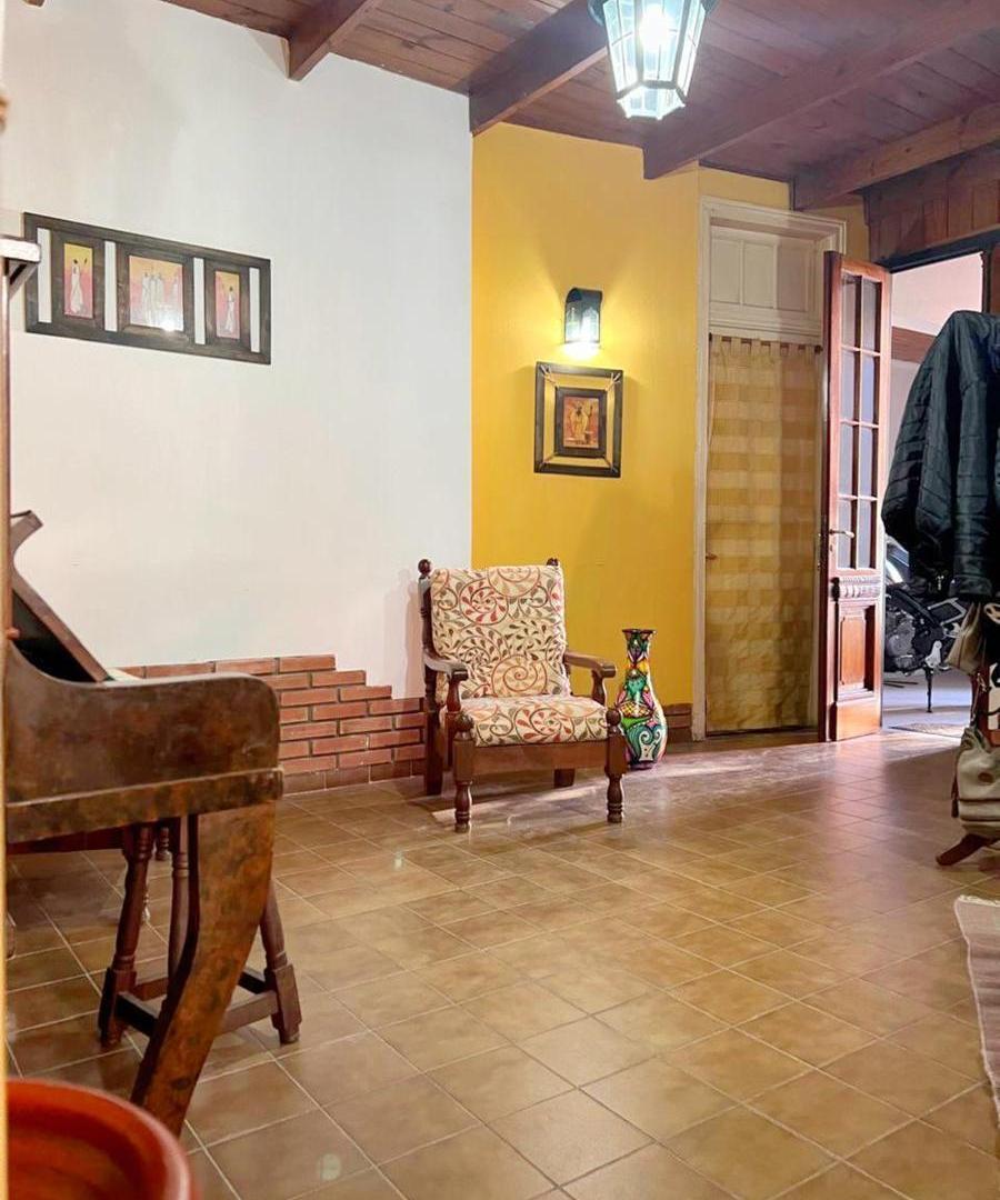 Foto de PH en venta en Los Toldos, imagen 1