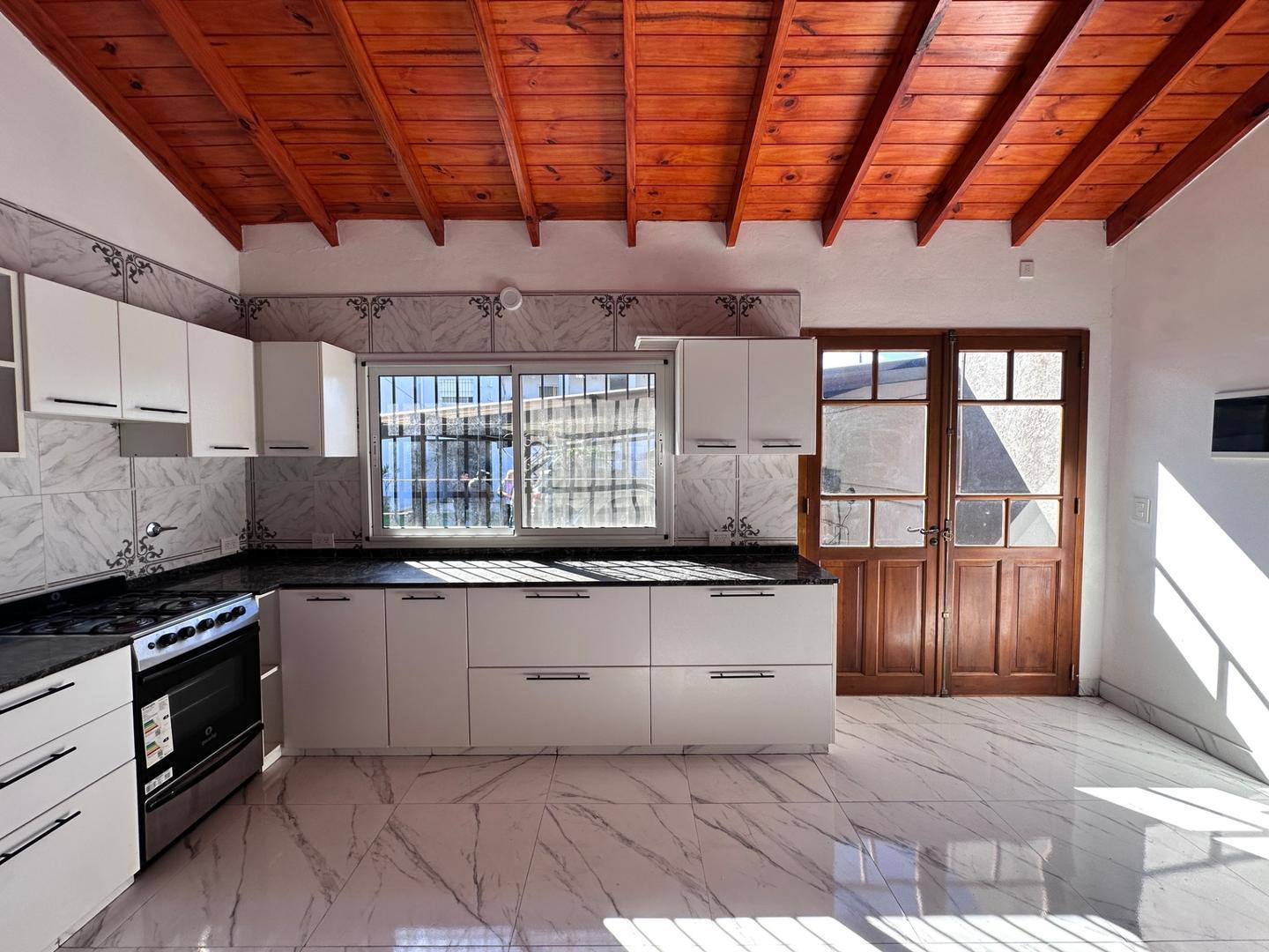 Foto de MODERNO CHALET EN PACHECO CENTRO!, imagen 5