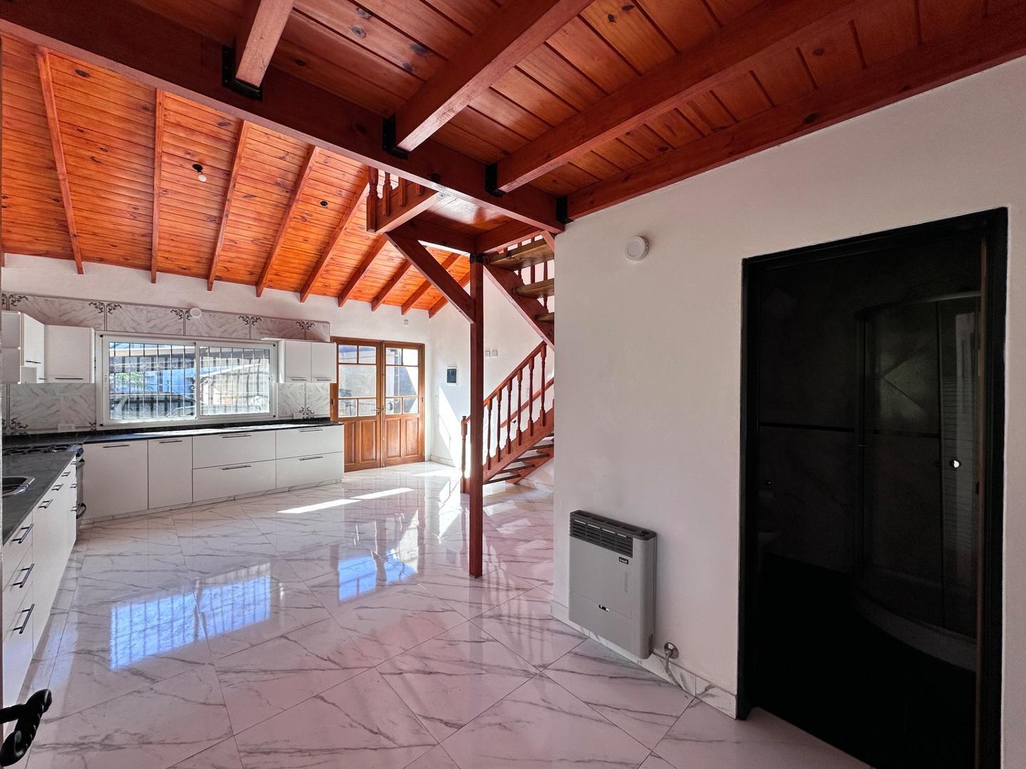 Foto de MODERNO CHALET EN PACHECO CENTRO!, imagen 3