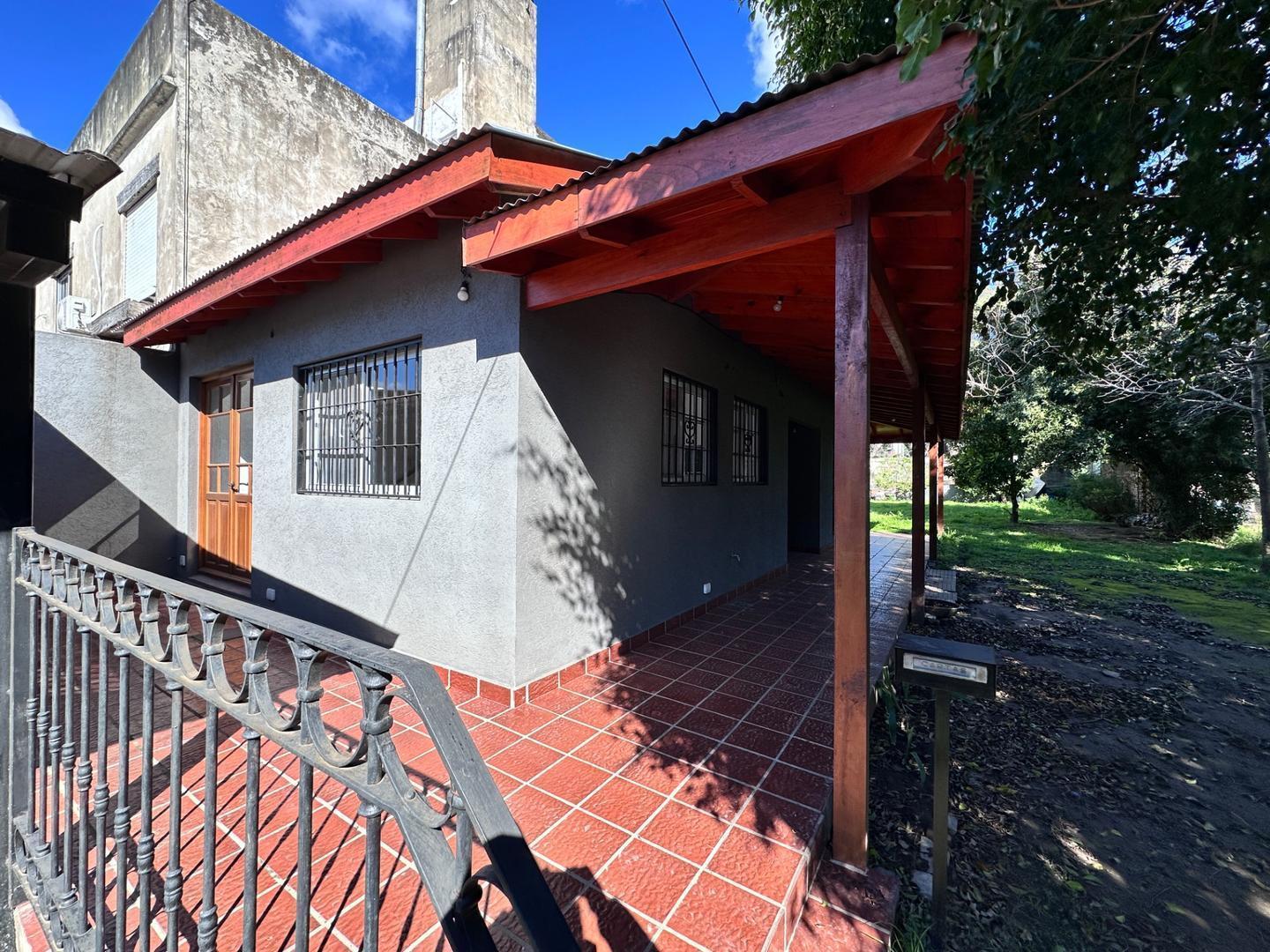 Foto de MODERNO CHALET EN PACHECO CENTRO!, imagen 1