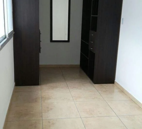 DUPLEX DE CATEGORÍA- TALLERES OESTE- 2 PLANTAS 5