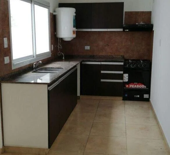 DUPLEX DE CATEGORÍA- TALLERES OESTE- 2 PLANTAS 3