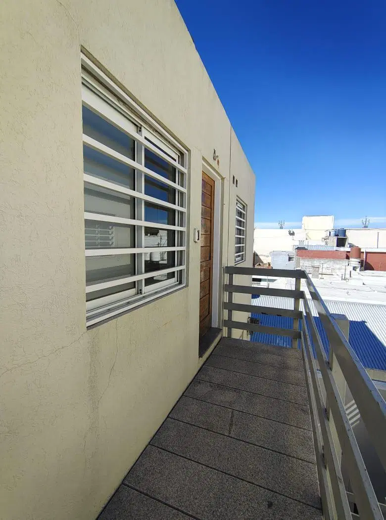 "Departamento en Altos de San Martín: 1 dorm. y medio con placard y excelente ubicación" 2
