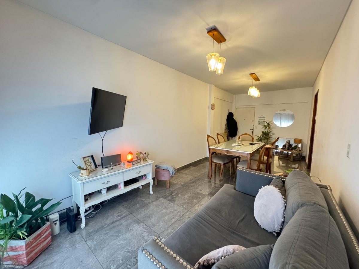 Departamento de 3 Ambientes con Cochera Cubierta 2