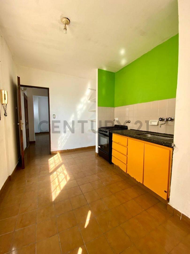 Venta Departamento Cuatro Ambientes 2