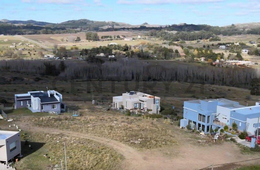 Venta de Excelente Lote en El Barrio Entre Sierras de Tandil 1
