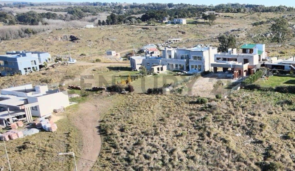 Venta de Excelente Lote en El Barrio Entre Sierras de Tandil 4