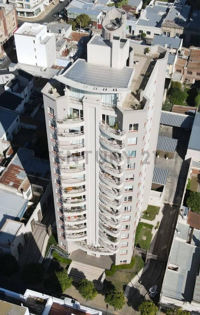 Magnífico Penthouse de 300 m² en Edificio Exclusivo de Tandil 4