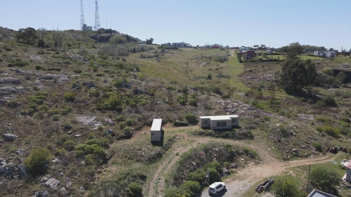Venta – Lote con Contenedores a Estrenar en Plena Naturaleza 2