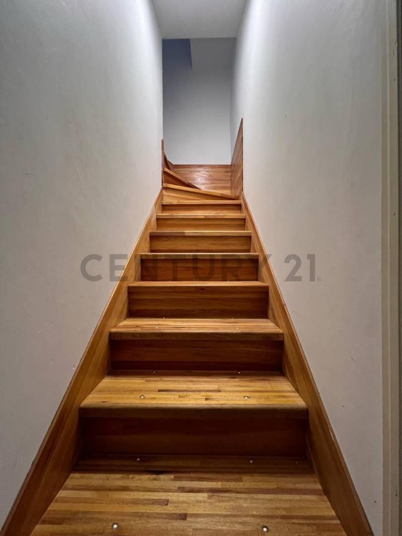 Venta o Permuta de Casa de 4 Habitaciones en Tandil. Excelente Ubicacion 4