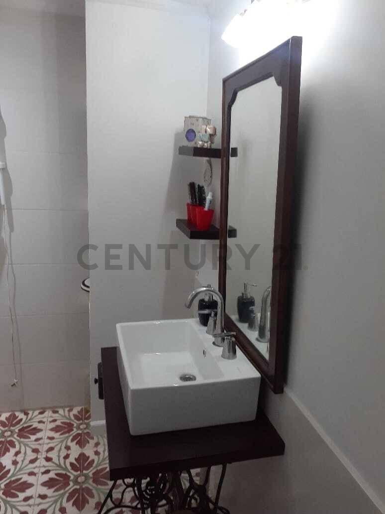 Venta o Permuta de Casa de 2 Dorm. en Tandil 5