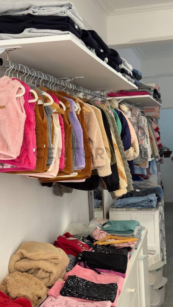 Venta de Fondo de Comercio en Pleno Centro de Tandil - Rubro Indumentaria Infantil 4