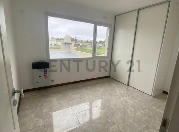 VENTA DE DEPARTAMENTO DE 2 AMBIENTES EN TANDIL 4