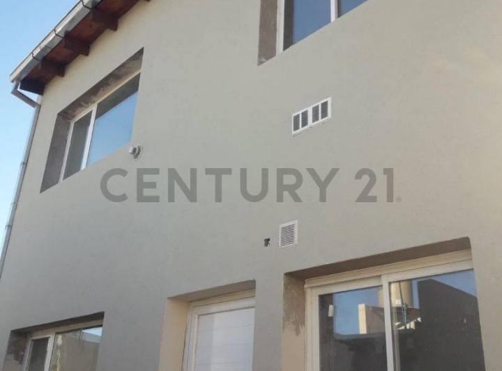VENTA DE DEPARTAMENTO DE 2 AMBIENTES EN TANDIL 5