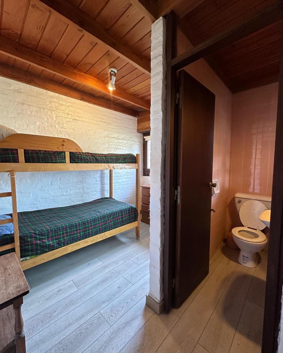 Foto de Casa 6 Dorm. 6 Baños. Pinamar Norte a una cuadra del mar., imagen 3
