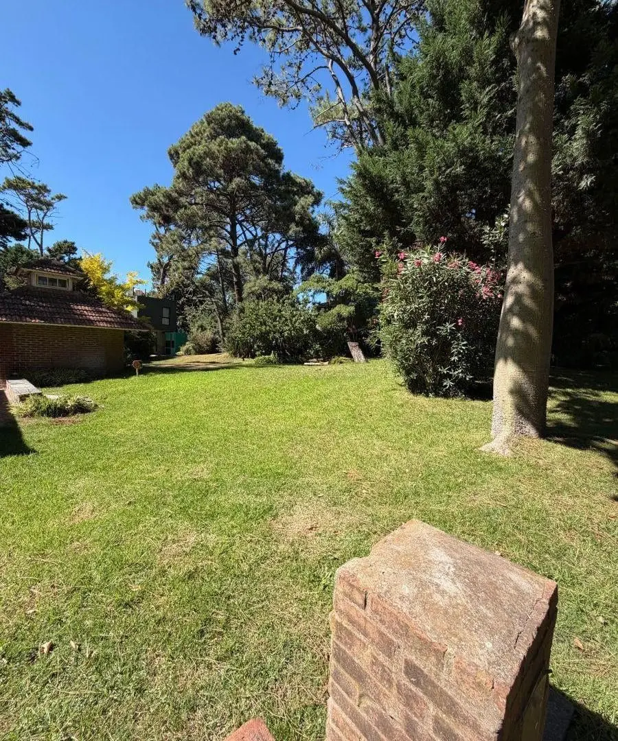 Lote en venta Pinamar Centro Calle Hipocampo 2