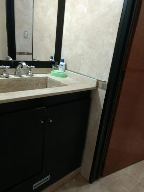 Excelente Ubicacion Para Este Duplex de Cuatro Ambientes 5