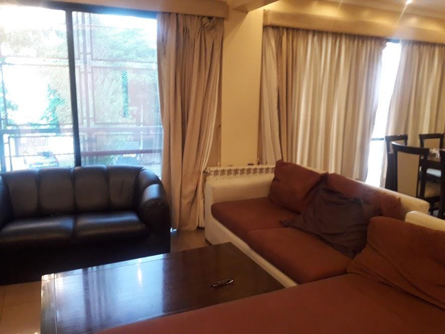Excelente Ubicacion Para Este Duplex de Cuatro Ambientes 2