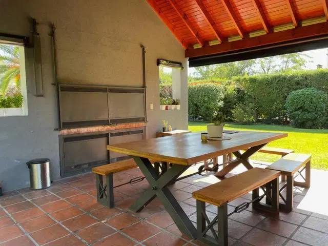 Casa a la venta Fincas de Iraola, ubicacion central. 8