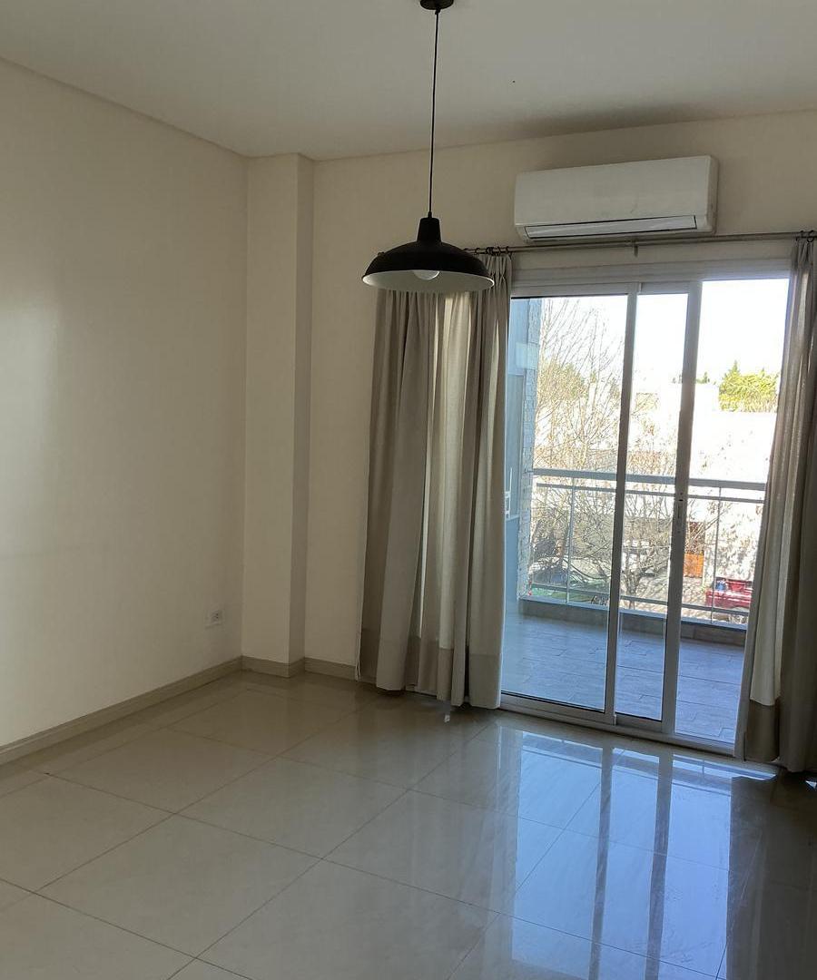 Foto de Departamento en Barrancas de Iraola en alquiler en pesos, con cochera, imagen 4