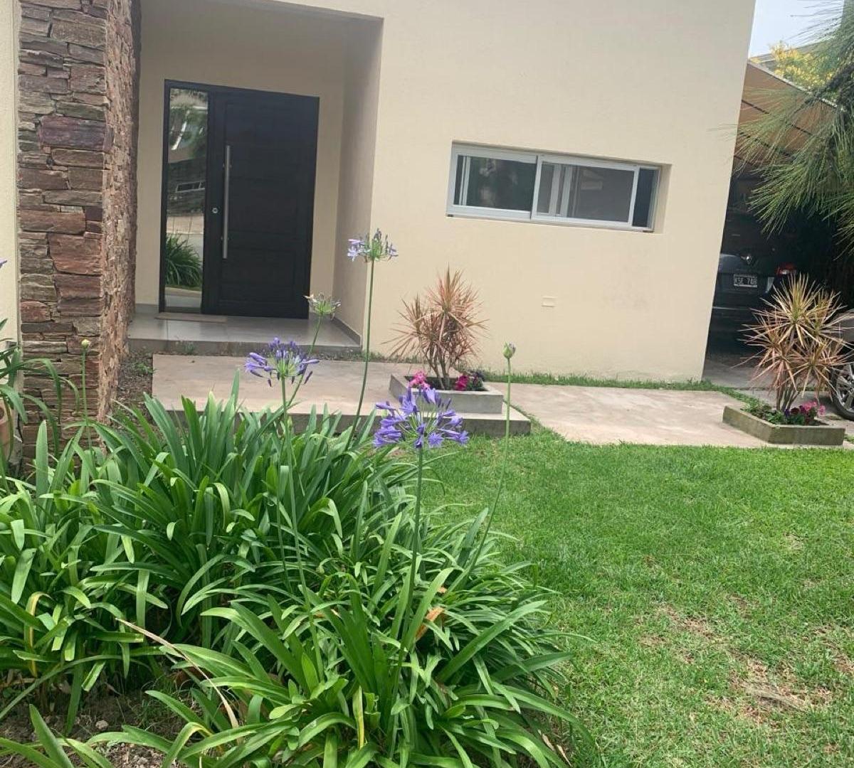 Foto de Casa en Altos de Hudson I, imagen 2