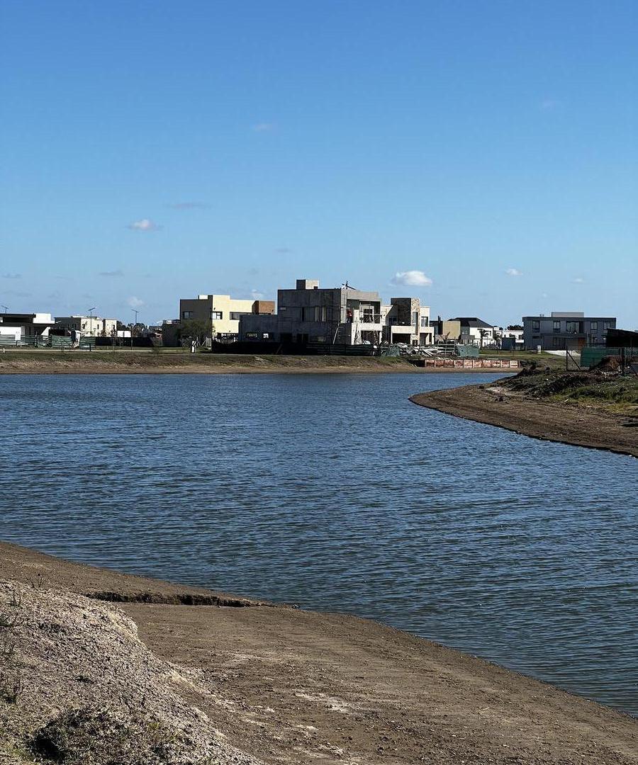 Foto de Terreno a la LAGUNA en Sebastian Gaboto, imagen 2