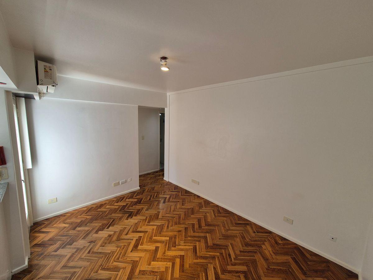 Foto de 3 Ambientes Reciclado a Nuevo | Apto Crédito | Muy Luminoso | Vélez, imagen 3