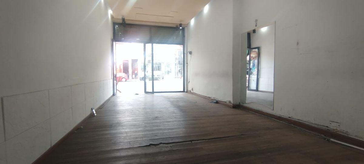 Foto de AV. CORDOBA 4700, SIN EXPENSAS, alquiler local comercial, imagen 2