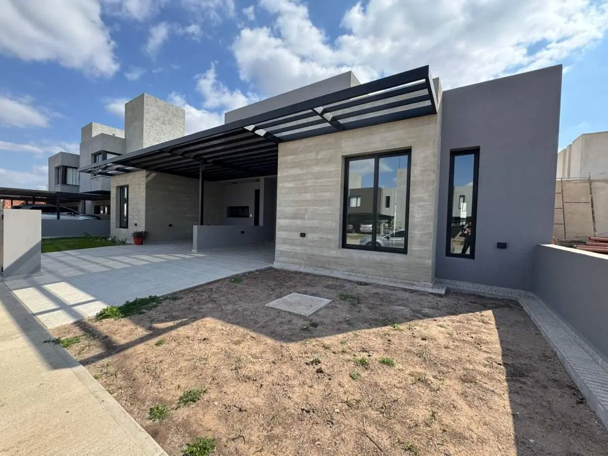 Dúplex en Venta 2 dorm en San Ignacio Village 3