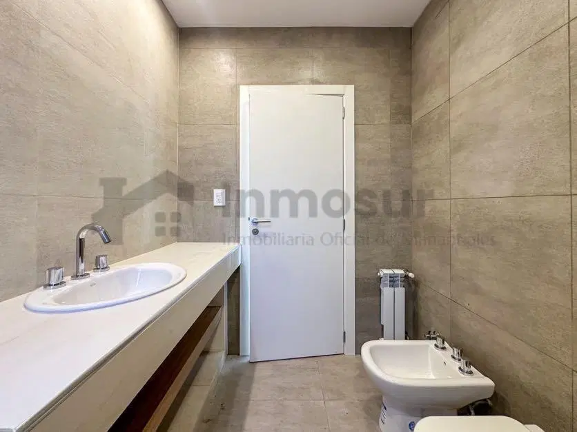 CASA EN VENTA RINCONES DE MANANTIALES 5