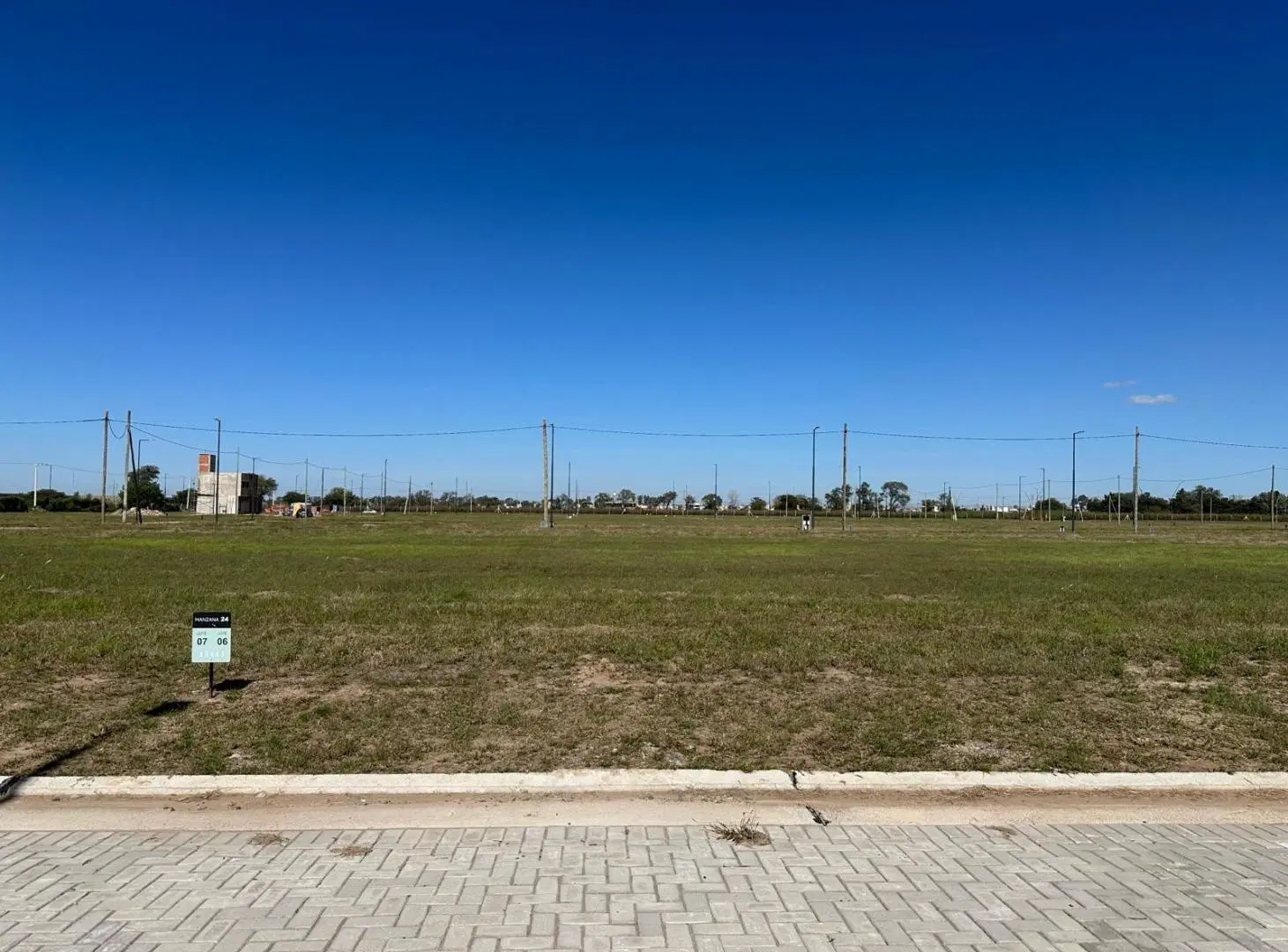 Terreno en Abras de Manantiales. Interno 5