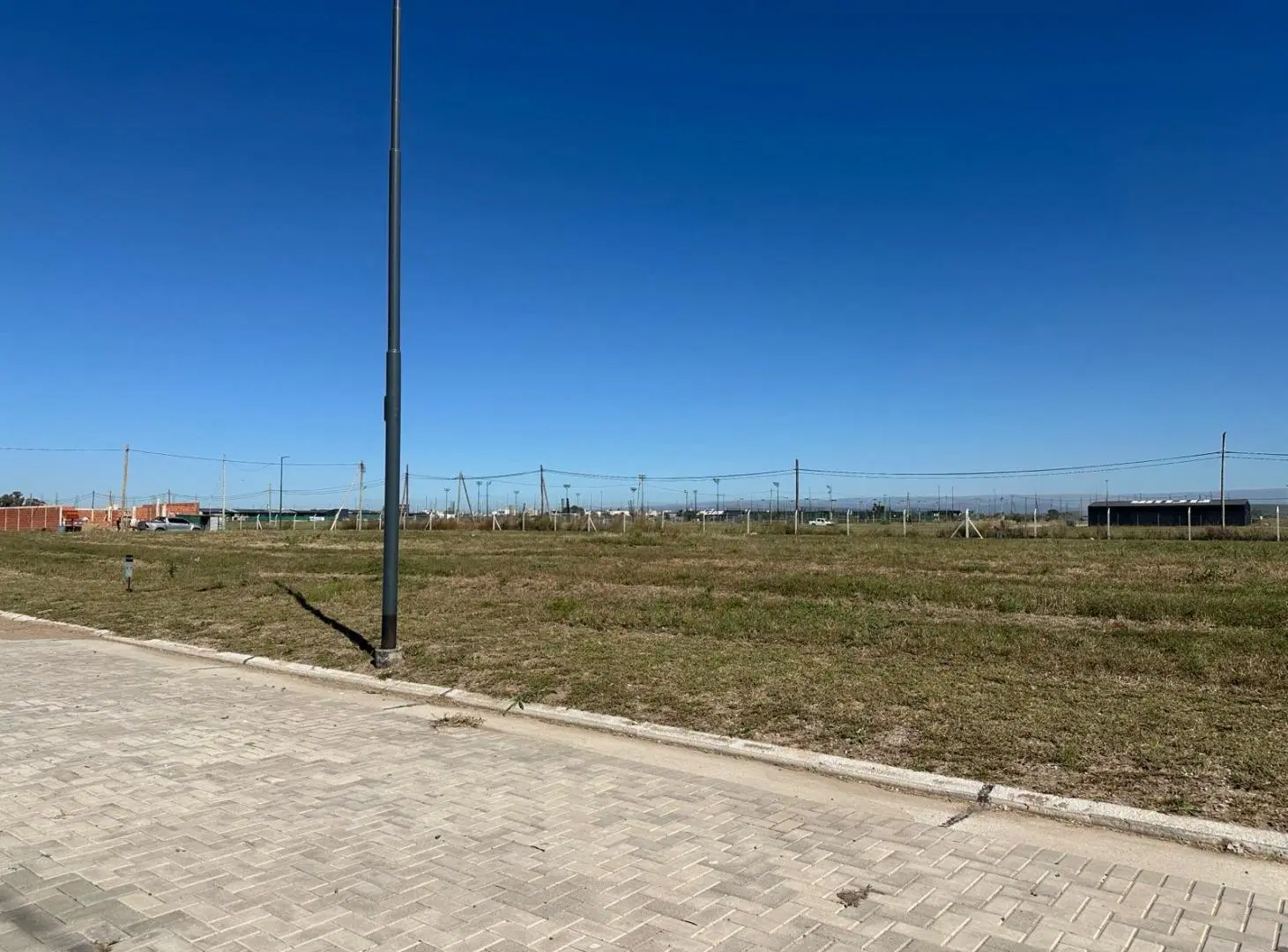 Terreno en Abras de Manantiales. Interno 4