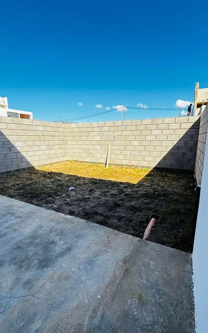 Duplex OPORTUNIDAD 3 Dorm 3 Baños en QUEBRADAS DE MANANTIALES 4