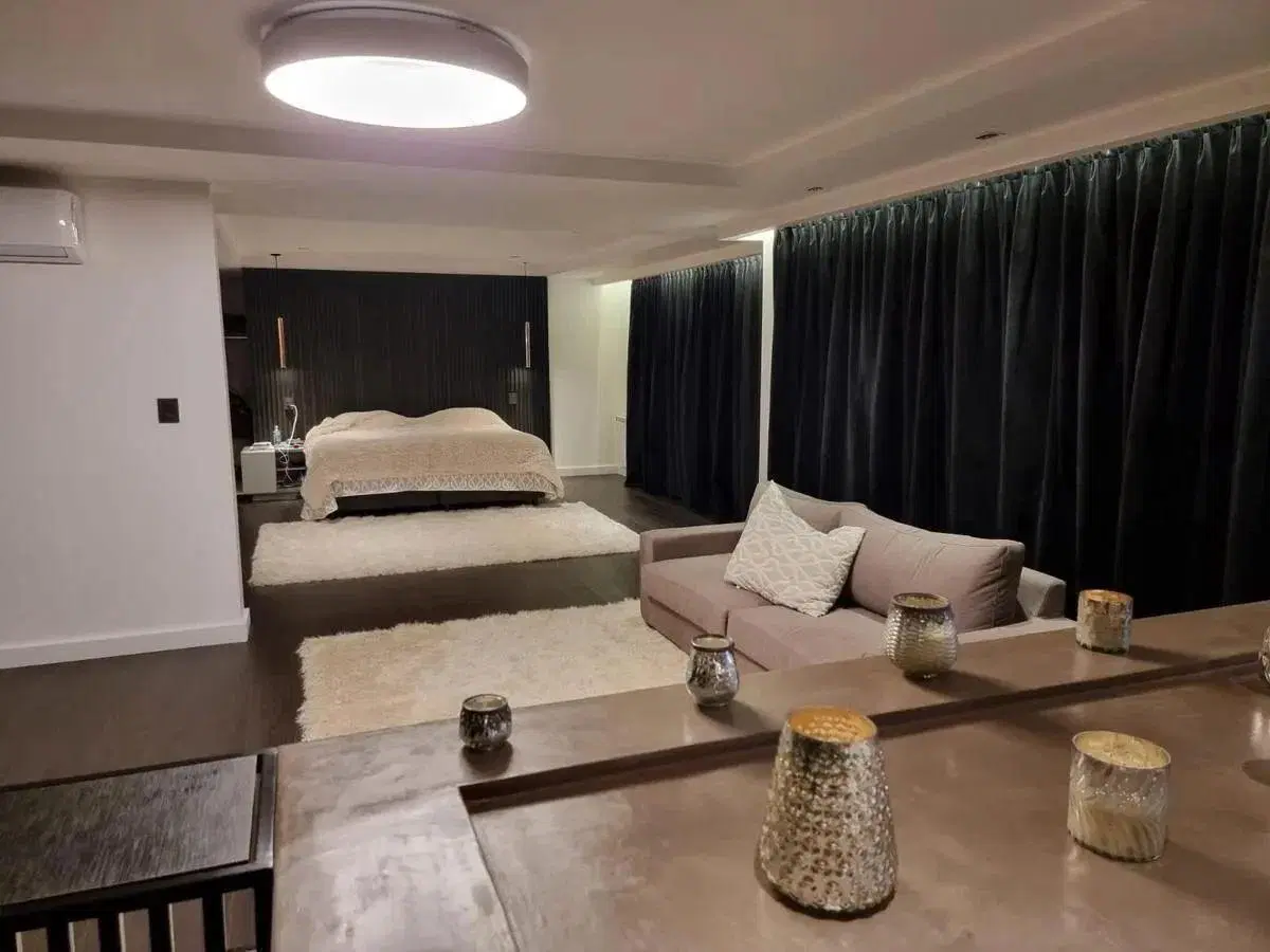 CASA DE CATEGORÍA EN VENTA  COUNTRY LA CUESTA 5