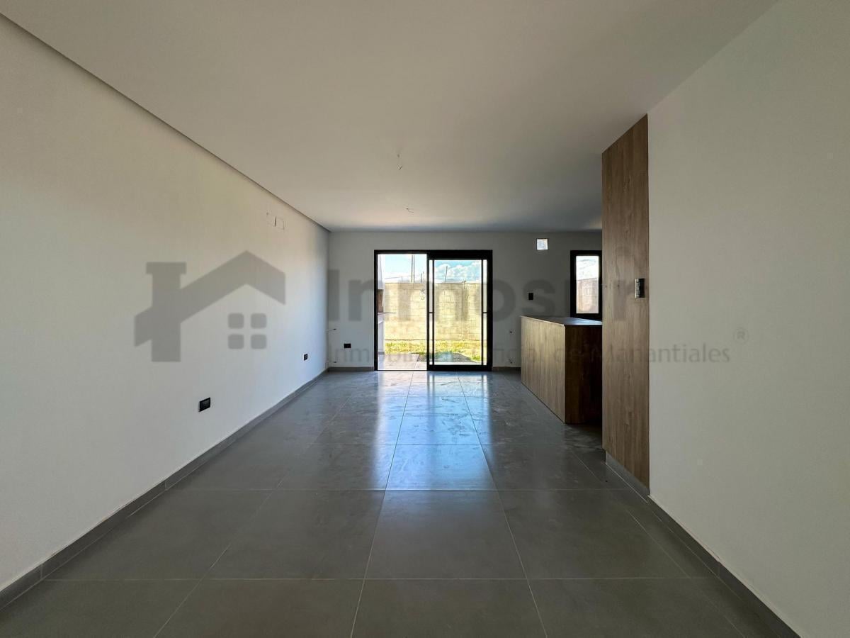 DÚPLEX EN VENTA 3 DORM QUEBRADAS DE MANANTIALES