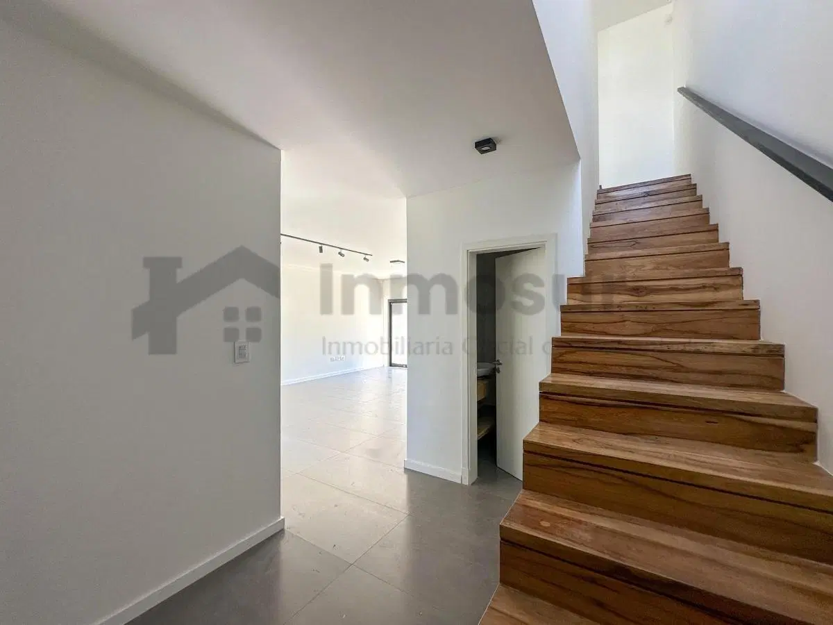 DÚPLEX VENTA 3 DORM QUEBRADAS DE MANANTIALES 2