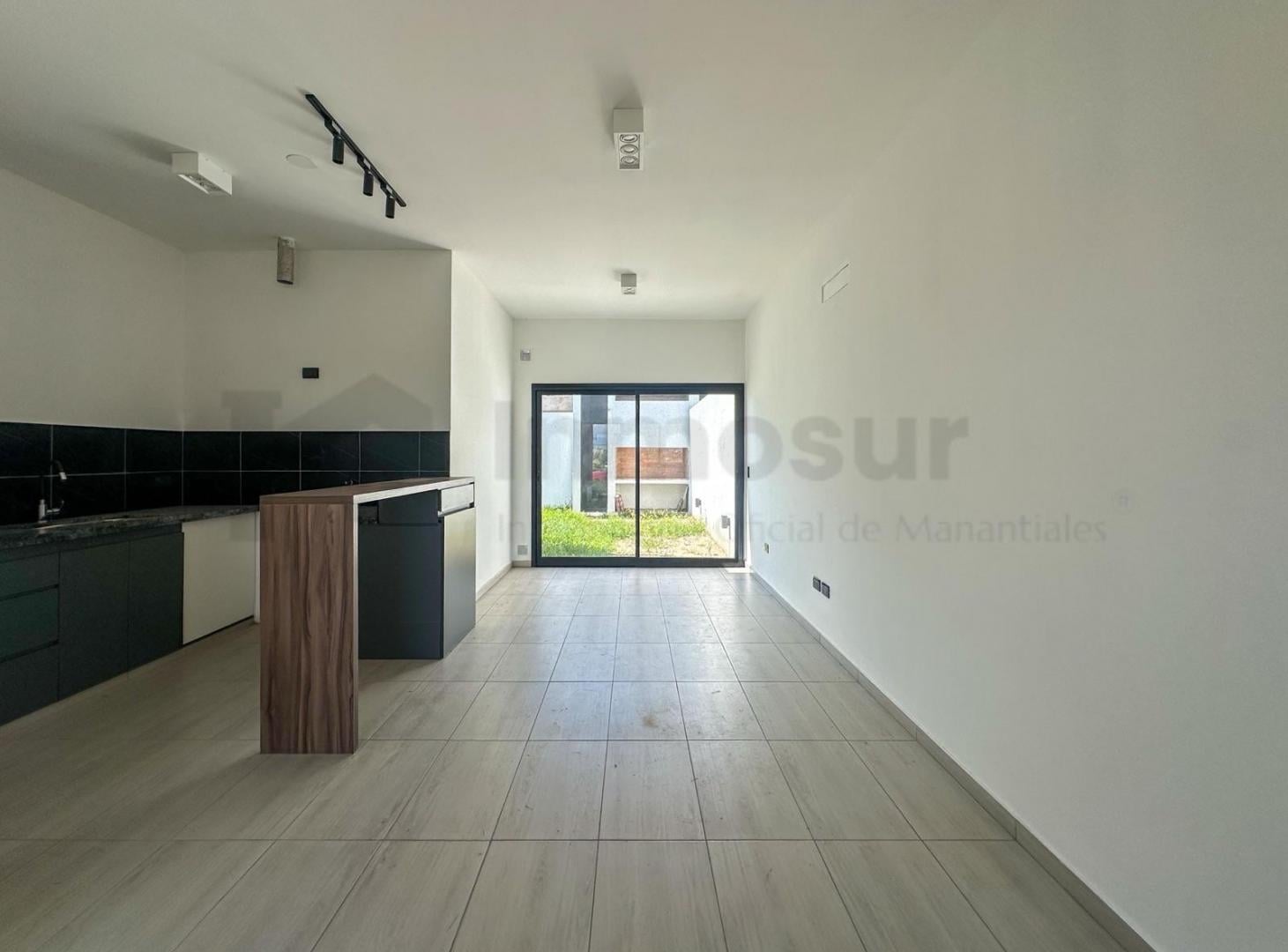 DUPLEX EN VENTA 2 DORM RINCONES DE MANANTIALES