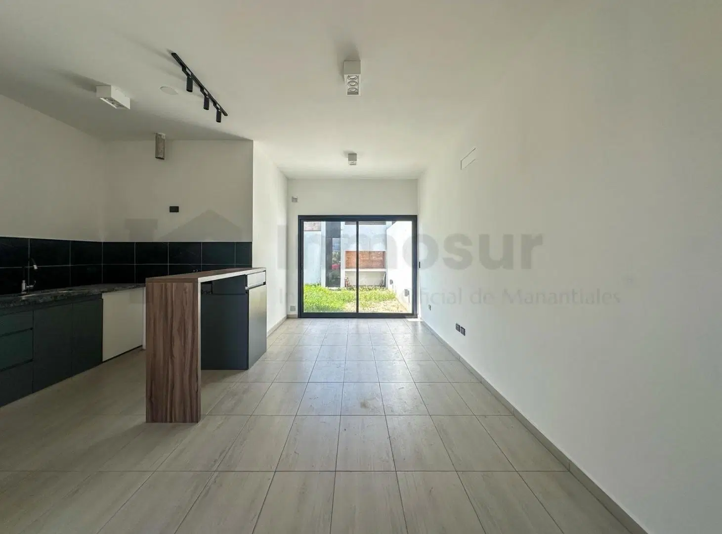 DUPLEX EN VENTA 2 DORM RINCONES DE MANANTIALES 1