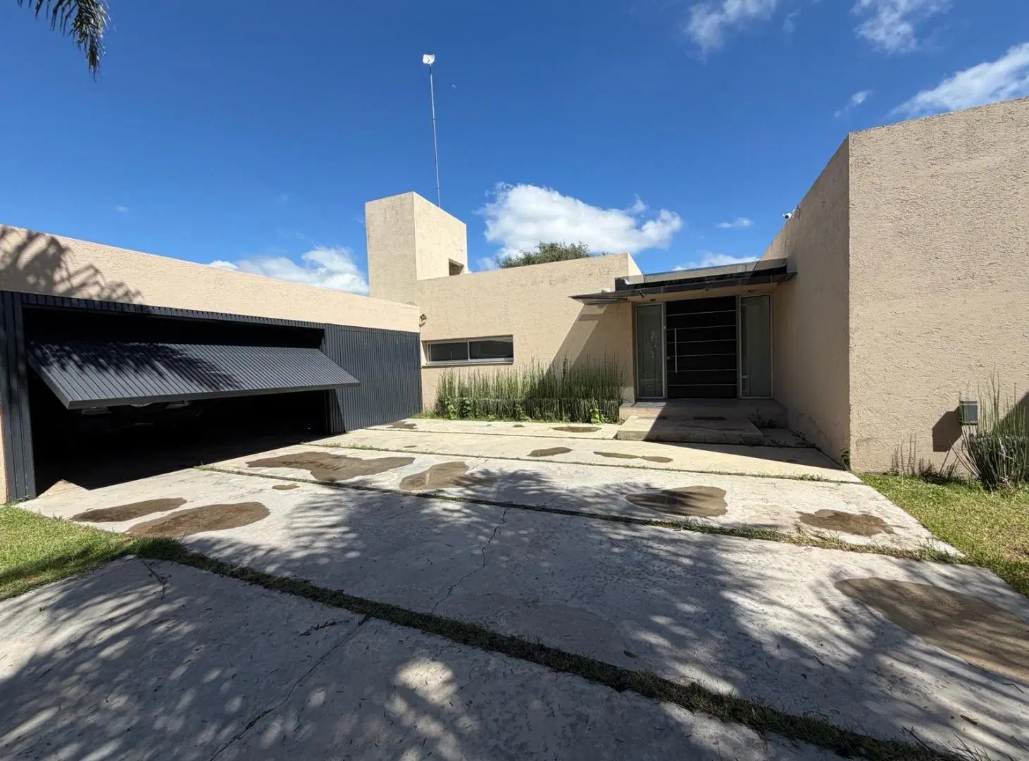 Alquiler Anual Casa Amoblada Moderna Pileta Quincho Parque Causana 1